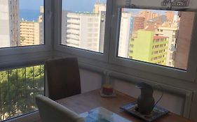 Cosy Apartment 5 Min From The Beach , Sea View